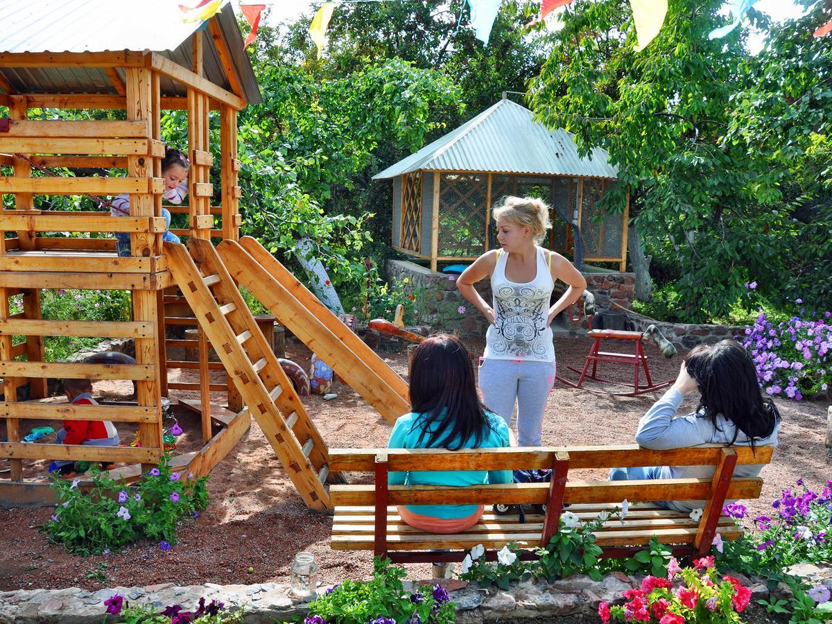 Hotel Natalia Kaji-Say ภายนอก รูปภาพ
