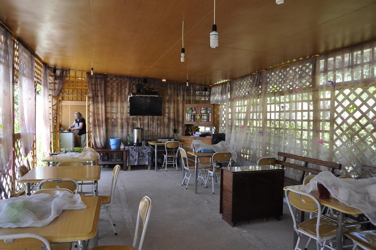 Hotel Natalia Kaji-Say ภายนอก รูปภาพ